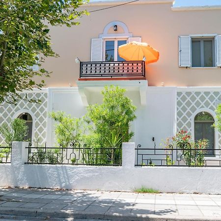 Kosnian City Suites エクステリア 写真