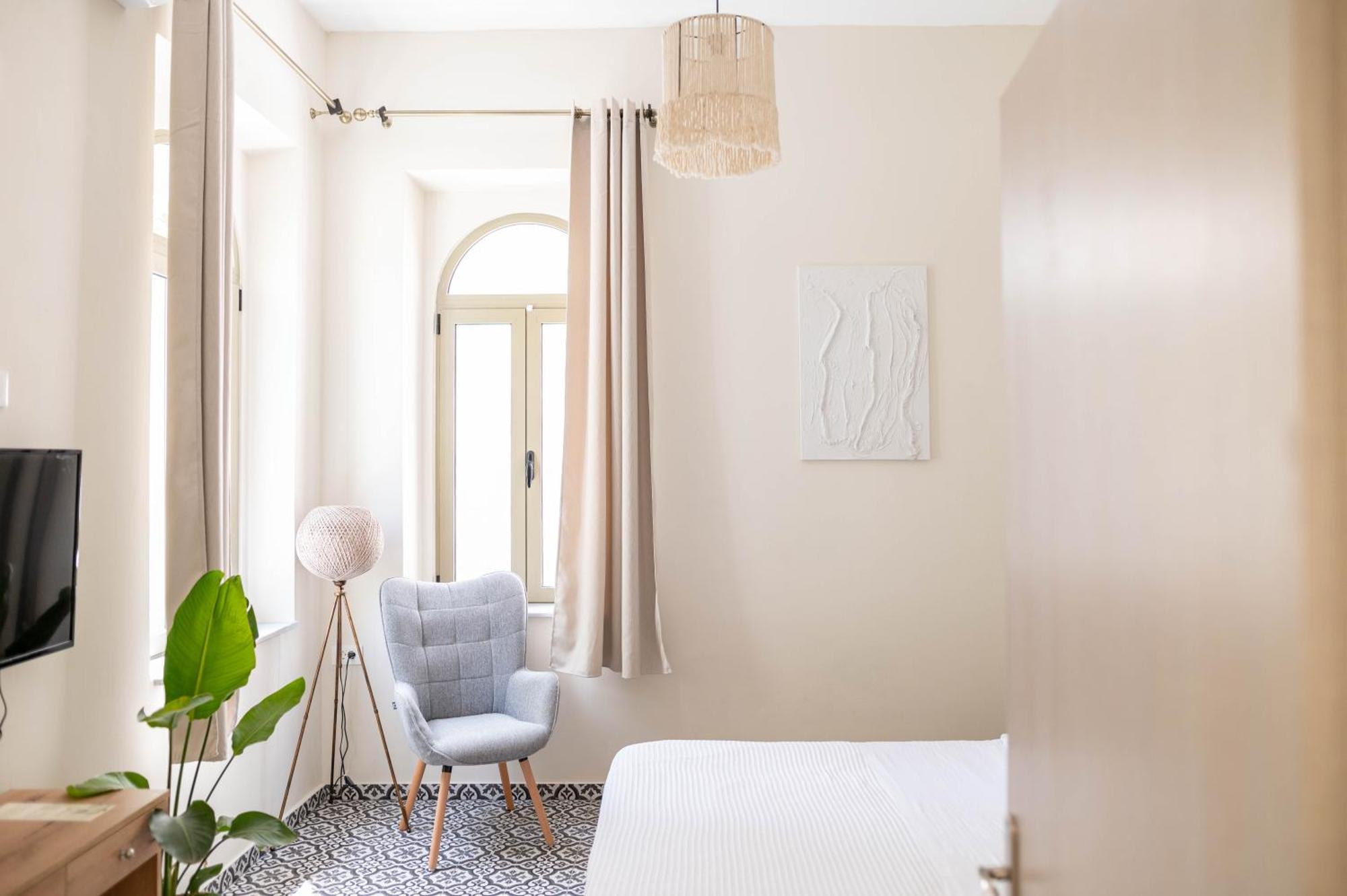 Kosnian City Suites エクステリア 写真